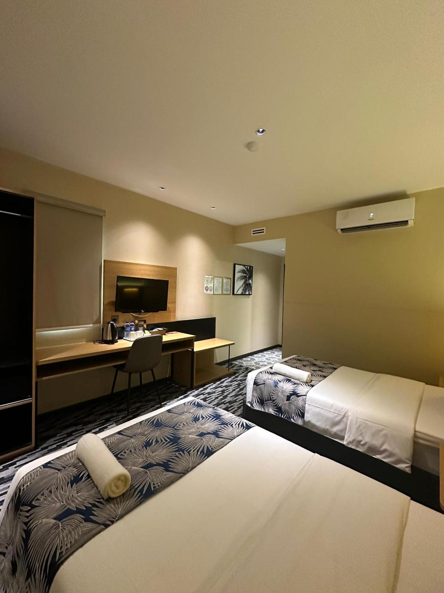 Hotel Nb 3*